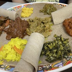Merkato Grocery and Cafe - Meat Veggie and Meat Combo