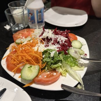 Kebab 49 - Side salad - Mediterranean Near Me - Vaughan, Ontario