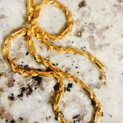 Khadim H Jewelers - Best deal from this place I love shopping here