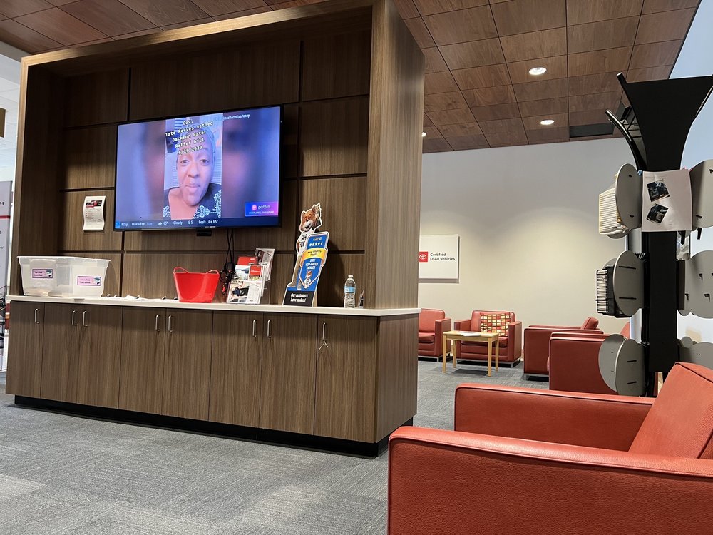 NEW COUNTRY TOYOTA OF SARATOGA SPRINGS Updated August 2024 69