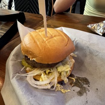 Big Island Burger - Burgers Near Me - Urban Honolulu, Hawaii