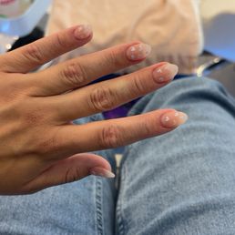nails