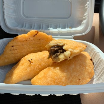 Al Carbon - Empanadas De Carne O Quezo - Mexican Near Me - Rockville, Maryland Al Carbon - Empanadas De Carne O Quezo - Mexican Near Me - Rockville, Maryland