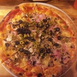Pizzeria Einstein - Capricciosa