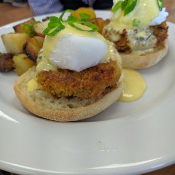 Brunch - Crab cake Benedict. Yum! - Breakfast & Brunch Near Me - Paso Robles, California Brunch - Crab cake Benedict. Yum! - Breakfast & Brunch Near Me - Paso Robles, California