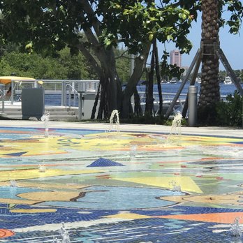 Sullivan Park - The splashpad tile work is gorgeous. - Parks Near Me - Deerfield Beach, Florida