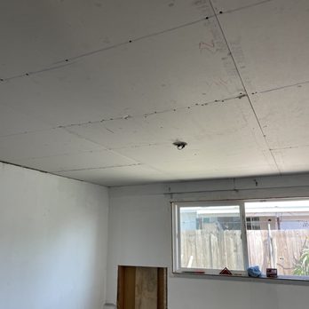 Handyman Leo’s - Room after Sheetrock - Electricians Near Me Handyman Leo’s - Room after Sheetrock - Electricians Near Me
