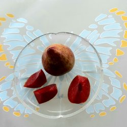 Loest Obst und Gemüse - Melonenpflaume aus Italien