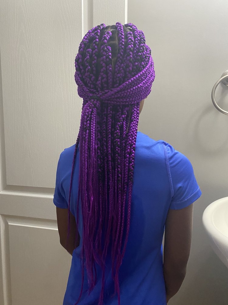 Flora African Hair Braiding Logo