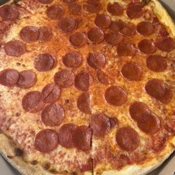 Mario's Pizzeria of Oyster Bay - Pepperoni pizza