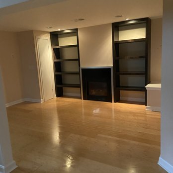 Amanda's Cleaning Co - Moving in cleaning hardwood floors cleaned and polished - Home Cleaning Near Me Amanda's Cleaning Co - Moving in cleaning hardwood floors cleaned and polished - Home Cleaning Near Me