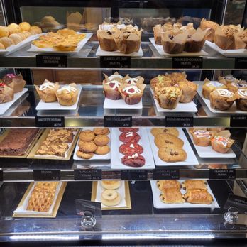 Serra Doce Daytona - Bakery cases and dining area. - Breakfast & Brunch Near Me - Daytona Beach, Florida Serra Doce Daytona - Bakery cases and dining area. - Breakfast & Brunch Near Me - Daytona Beach, Florida