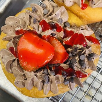 Heidi Ho Donuts - Donuts Near Me - Oswego, New York