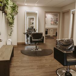 Encore Esthetics - Our salon front room
