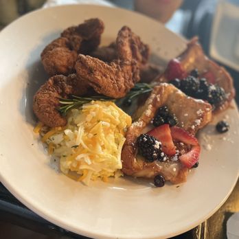 Just Spoons Cafe - Bourbon Vanilla & Berries French Toast - Comfort Food Near Me - Plantation, Florida