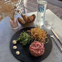 Bistrot Gourmand - Absolutely loved the beef tartare!