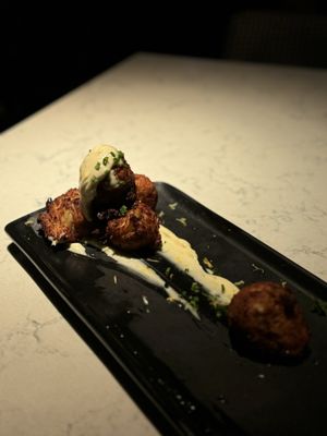 8Eleven Modern Bistro by null