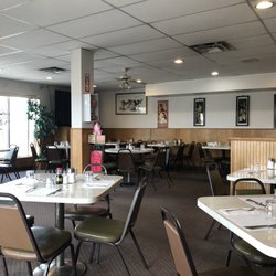 Chin's Cafe - Large dining area.