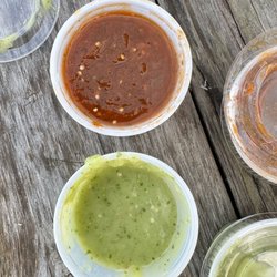 Tacos El Paraiso - Salsas