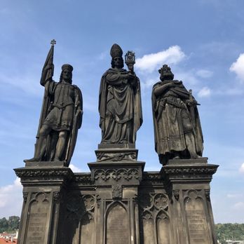 Karlův Most - Landmarks & Historical Buildings Near Me - Prague, Puerto Rico