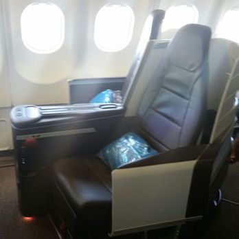 Hawaiian Airlines - 1st Class section of Hawaiian Airlines. - Airlines Near Me - Honolulu, Hawaii Hawaiian Airlines - 1st Class section of Hawaiian Airlines. - Airlines Near Me - Honolulu, Hawaii