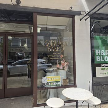 Badash Bakes - Early outdoor seating ~ she's added additional seating now - Bakeries Near Me - Pasadena, California Badash Bakes - Early outdoor seating ~ she's added additional seating now - Bakeries Near Me - Pasadena, California