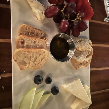 Blackfin Bistro - Cheese Platter was amazing!!! The flavors are perfect! - Seafood Near Me - Key West, Florida