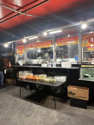 Tacos Los Guichos by null
