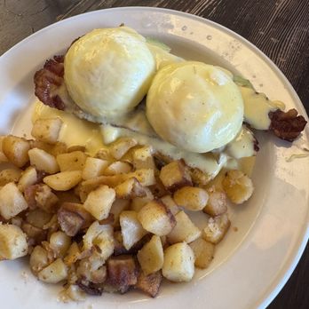 Rosies Place - Classic Eggs Benny - Cafes Near Me - Zionsville, Indiana Rosies Place - Classic Eggs Benny - Cafes Near Me - Zionsville, Indiana