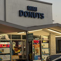 Mimi Donuts