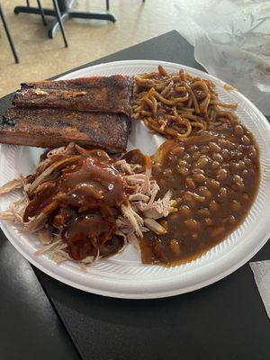 Pollard's Bar-B-Que by null