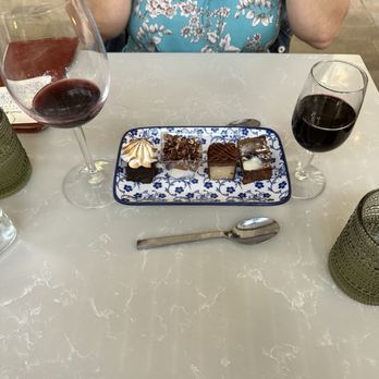 Lovina - Desert sampler - New American Near Me - Calistoga, California Lovina - Desert sampler - New American Near Me - Calistoga, California