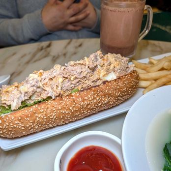 翠華餐廳 - Hong Kong Style Cafe Near Me - Hong Kong, HK 翠華餐廳 - Hong Kong Style Cafe Near Me - Hong Kong, HK