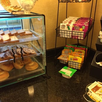 Best Western Central City - Continental breakfast. Cereal, breads, bagels, and condiments. - Hotels Near Me - Central City, Kentucky Best Western Central City - Continental breakfast. Cereal, breads, bagels, and condiments. - Hotels Near Me - Central City, Kentucky