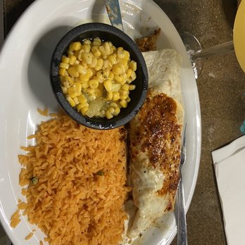 Zandunga Mexican Restaurant - Burrito El Coyote - Mexican Near Me - Oak Ridge, Tennessee
