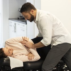 Lighthouse Health - Back and pelvis adjustments