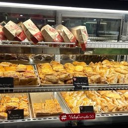 Meat Pastry - Pastelito De Carne