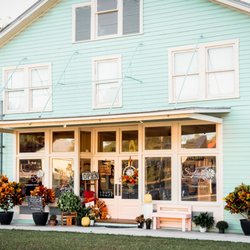 Southern Style Salon - Built in 1920!