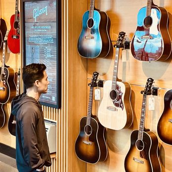 The Gibson Garage - Guitar Stores Near Me - Nashville, Tennessee