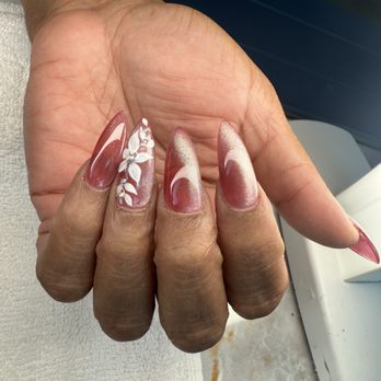 Rock & Polish - Gel X and the cat eye design - Nail Salons Near Me - Oakland, California Rock & Polish - Gel X and the cat eye design - Nail Salons Near Me - Oakland, California