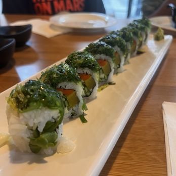 Noburu Ramen and Sushi - 914. Veggie & Seaweed Salad Roll - Ramen Near Me - Redmond, Washington