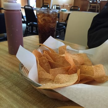 Little Cancun - Franklin - Chips and salsa. Very good! - Mexican Near Me - Franklin, Wisconsin Little Cancun - Franklin - Chips and salsa. Very good! - Mexican Near Me - Franklin, Wisconsin