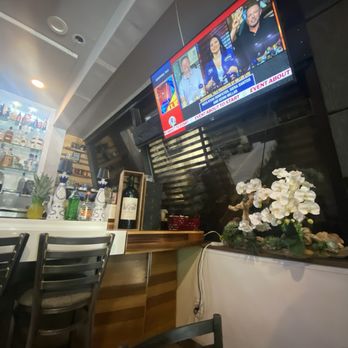 Dr Limon Ceviche Bar - Bar - Peruvian Near Me - Miami Lakes, Florida