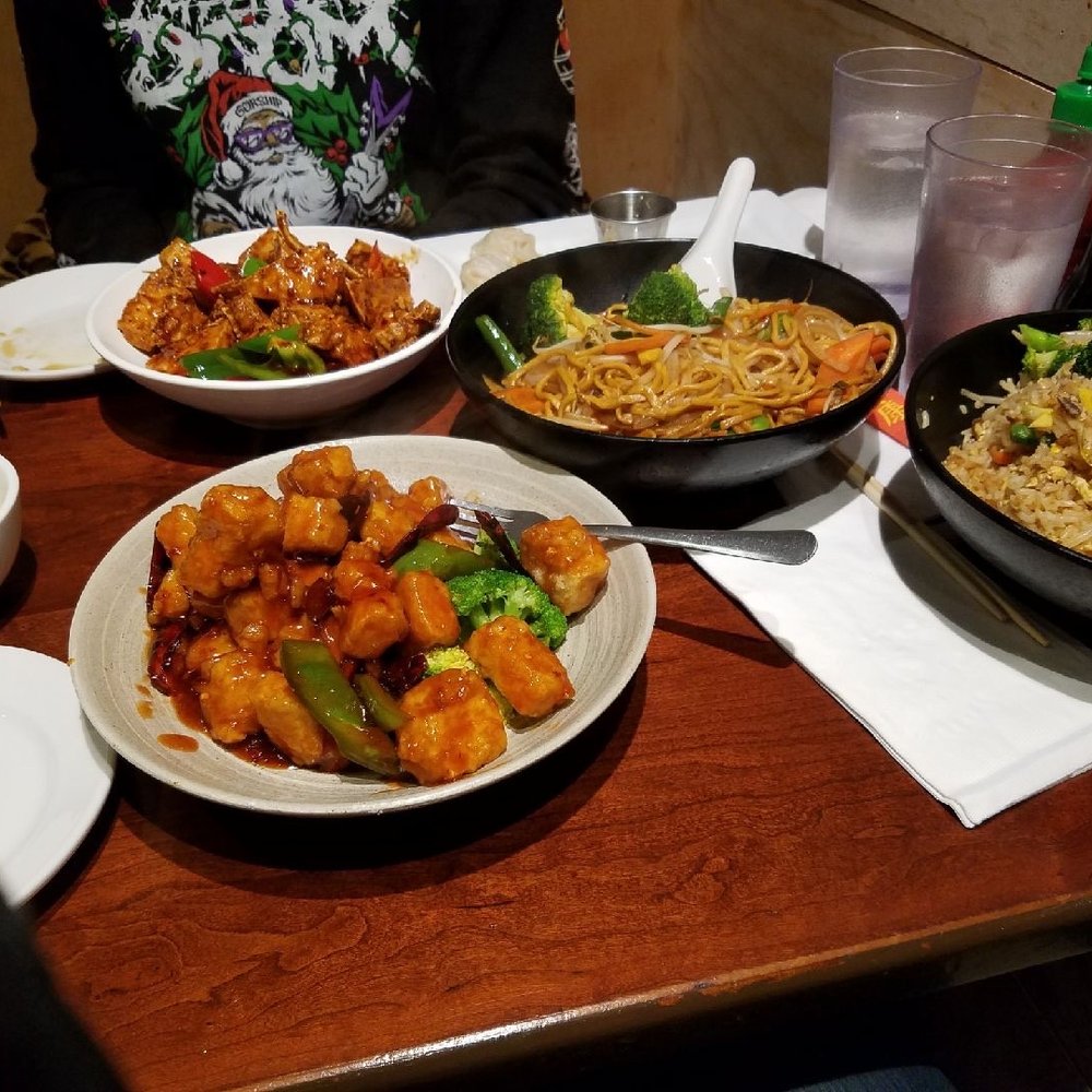 Han Noodle Bar - General Tofu , veggie Lomein, veggie Fried Rice, classic tofu - Chinese Near Me - Rochester, New York Han Noodle Bar - General Tofu , veggie Lomein, veggie Fried Rice, classic tofu - Chinese Near Me - Rochester, New York