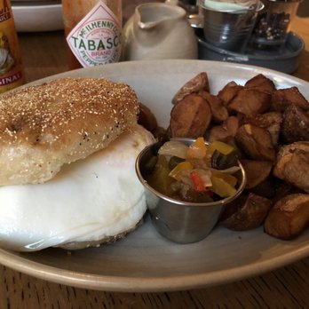 Andaz Farmers Table - Wine Country Breakfast Sandwich - New American Near Me - Napa, California Andaz Farmers Table - Wine Country Breakfast Sandwich - New American Near Me - Napa, California