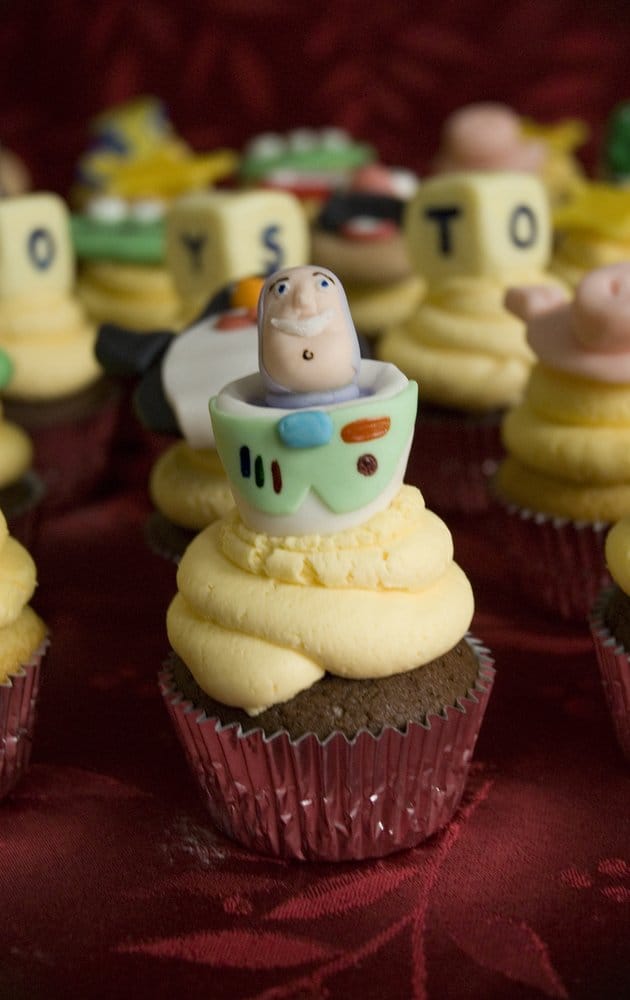 SWEET CAKES BOSTON Watertown, Massachusetts Custom Cakes Phone