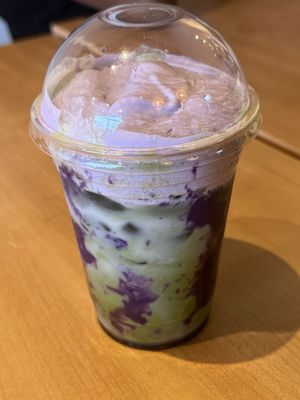Café Kuya by null