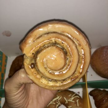 Brite Donuts and Baked Goods - Early grey cinnamon bun - Donuts Near Me - Chicago, Illinois Brite Donuts and Baked Goods - Early grey cinnamon bun - Donuts Near Me - Chicago, Illinois