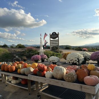 Massanutten Country Corner - Grocery Near Me - Luray, Virginia Massanutten Country Corner - Grocery Near Me - Luray, Virginia