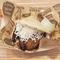 Algo Delii - Arepa Pabellon